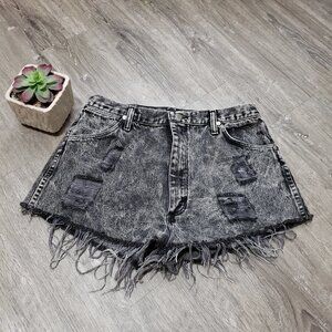 Vintage Wrangler Cut Off Jean Shorts Acid Wash 13
